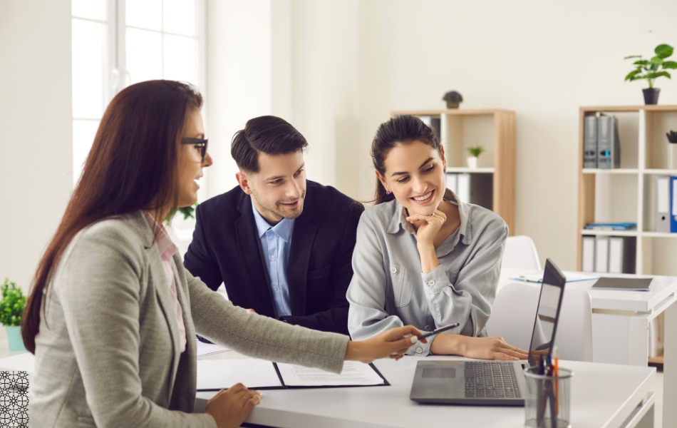 The Role of Real Estate Agents in Dubai