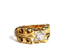 Modern American Accessory Trends Shaped by the chrome hearts necklace The Ultimate Guide to Chrome Hearts in Canada